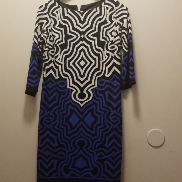 Dress - Picture 1 of 2